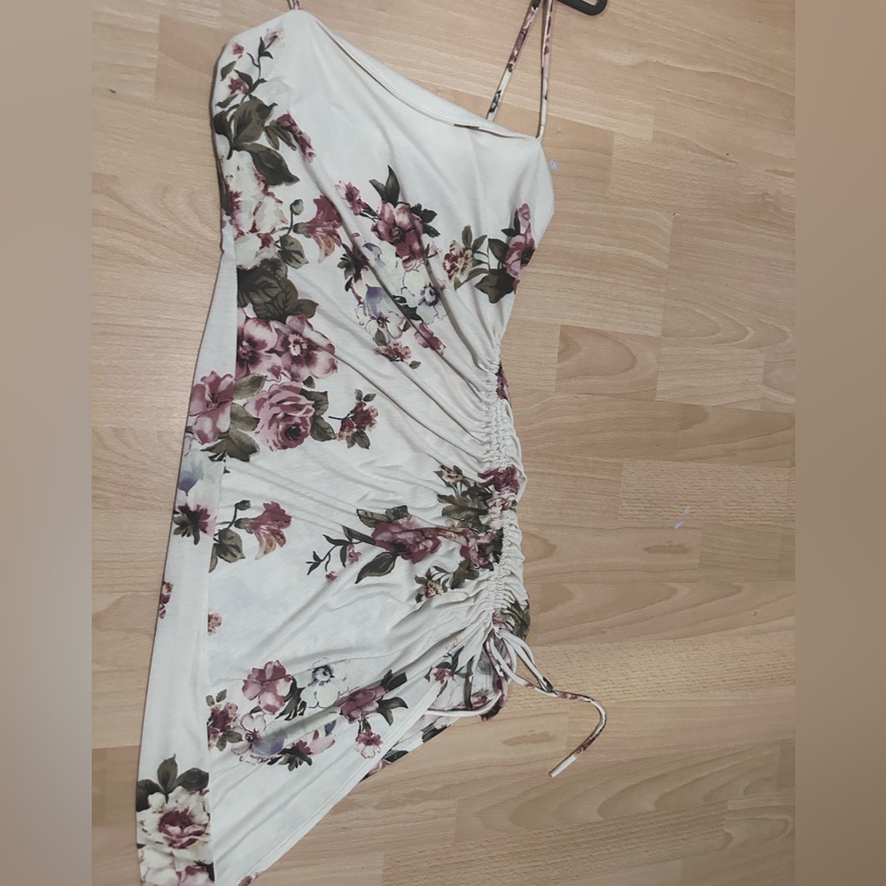 Mini dress flower print in a size S